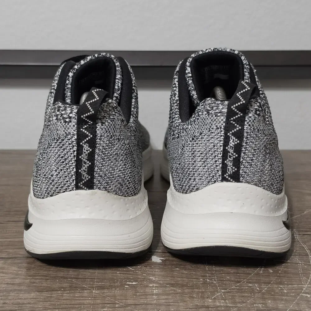 Skechers used no